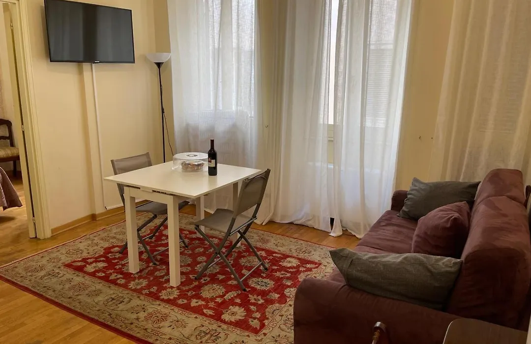 Foro Romano Apartments B-1